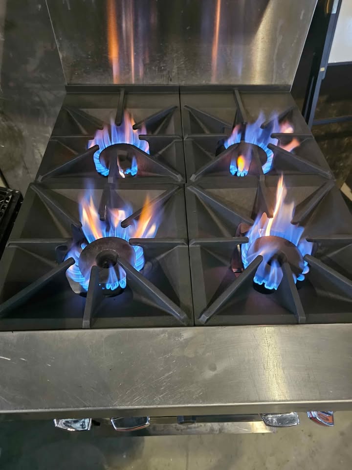 4 burner range.